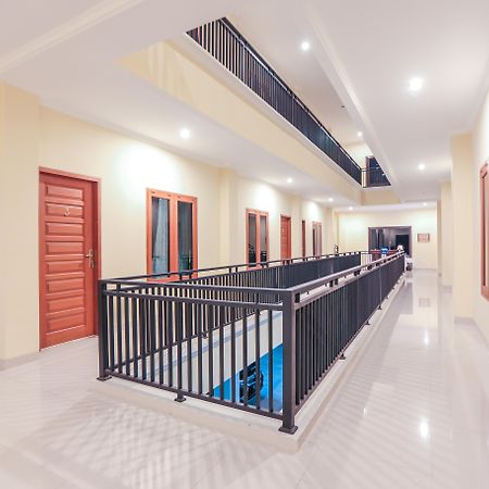 Oyo 133 Griya Ciaji Hotel Jakarta Ngoại thất bức ảnh