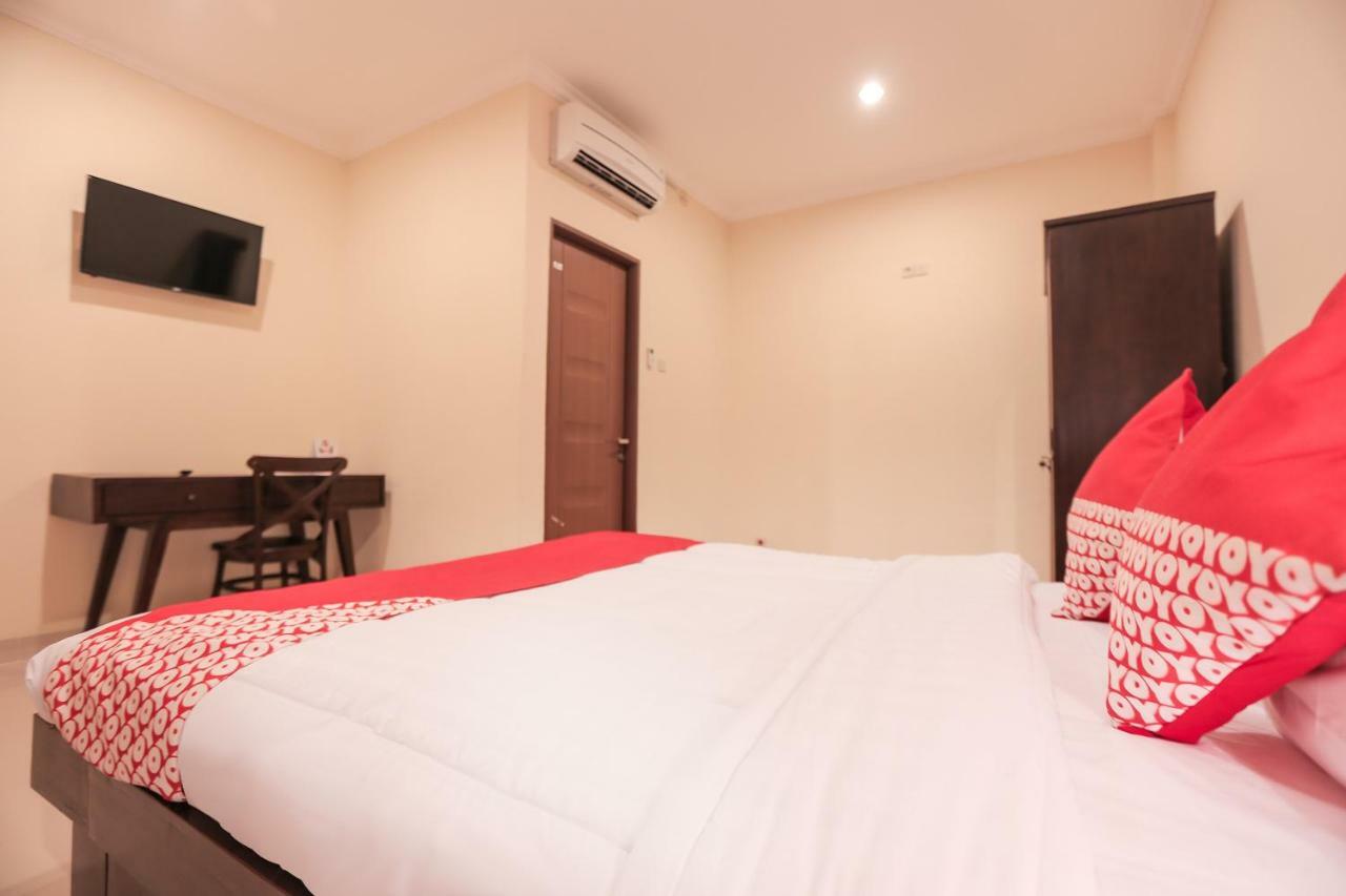 Oyo 133 Griya Ciaji Hotel Jakarta Ngoại thất bức ảnh