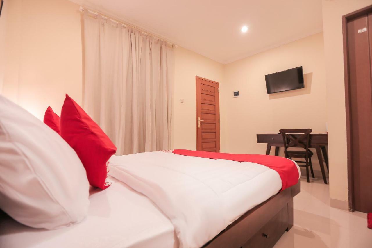 Oyo 133 Griya Ciaji Hotel Jakarta Ngoại thất bức ảnh